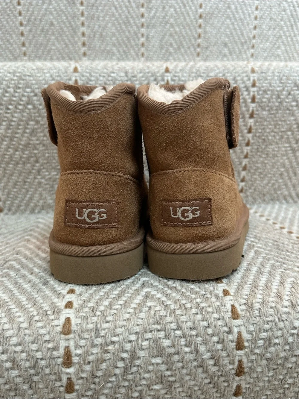 UGG classic mini